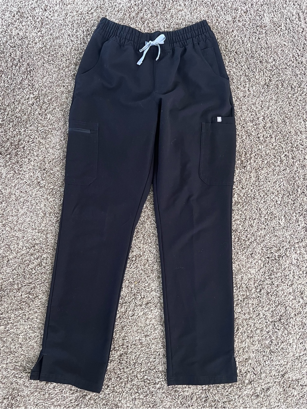 FIGS Women's High-Rise Straight-Leg Scrub Pant MT BLACK